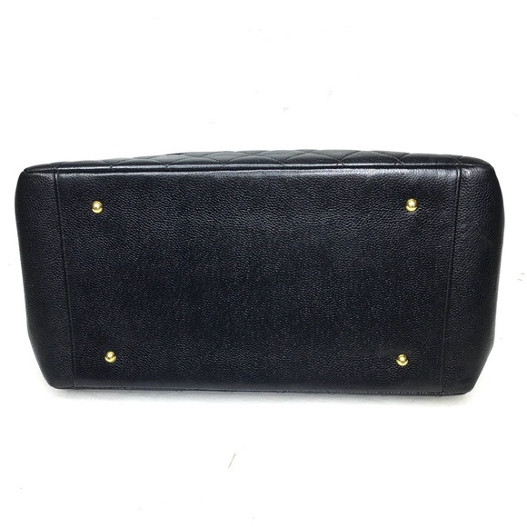 Authentic CHANEL Matelasse tote bag black caviar leather - Picture 12 of 16